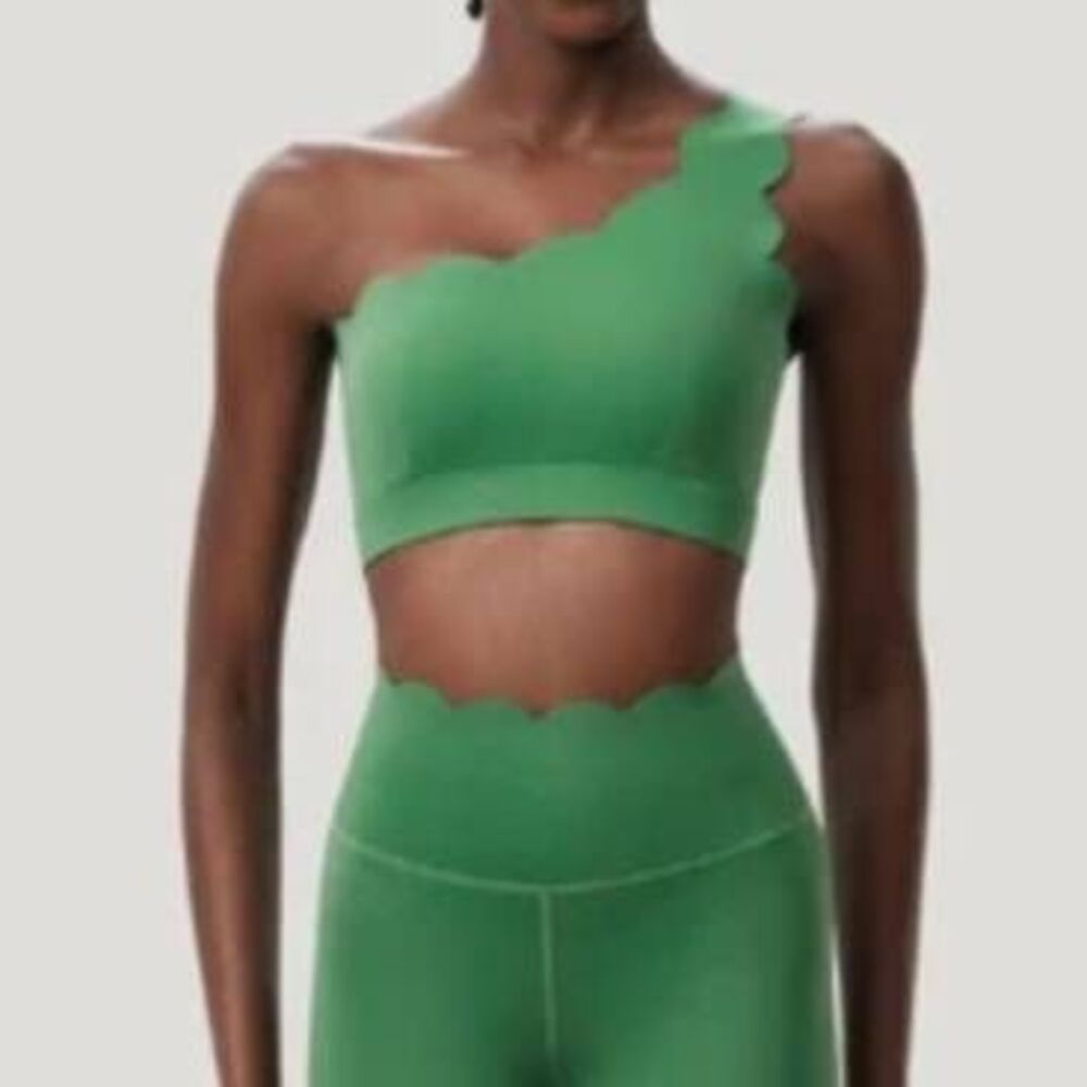 NWT Limmifit Scallop One-Shoulder Sports Bra